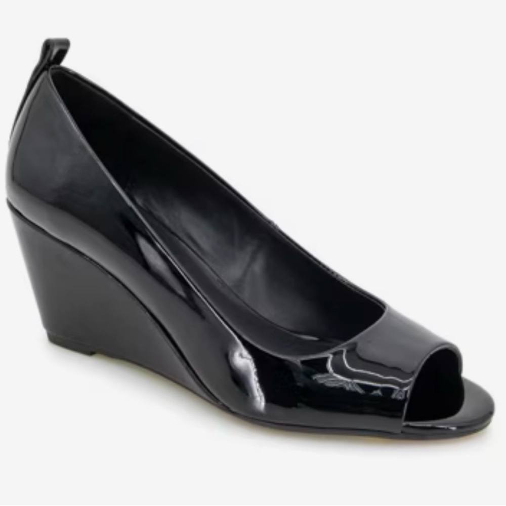 Kenneth Cole Reaction Elinor Black Patent Wedge Pumps Peep Toe Size 6